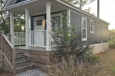 Image de Charming cottage in Freeport near the beaches. Enjoy your stay