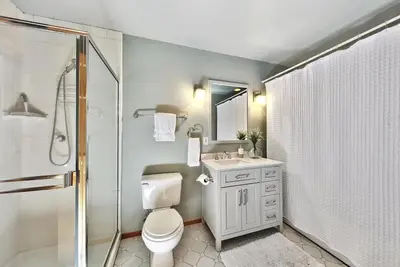 Image de Spacious 4-bedroom cabin in brilliant Truckee with WiFi