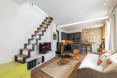 Image de Modern Loft Duplex in Prime Location near Bastille, vibrant area