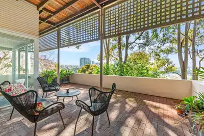Image de 2-Bed Harbourside Home with Views in Fab Location