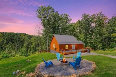 Image de Tranquil Heights Cabin in Hocking Hills