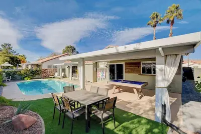 Image de 6br Paradise w/ Pool, Pool table | Lux Retreat