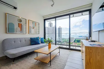 Image de w* | Majestic 1br w\/ Stunning Balcony View