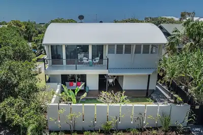 Image de Your Ultimate Beachside Escape in the Heart of Casuarina!