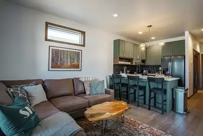 Image de 3 Bedroom: Coal Box Beautiful Unique Home Close to Slopes
