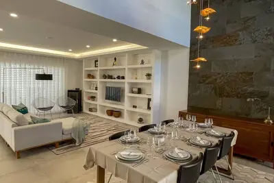 Image de Valadares Villa Sun, Sand & Serenity: 17 Beaches + Private Pool!