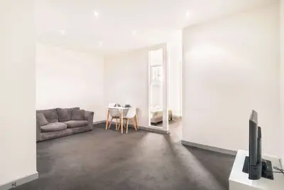 Spacious 1 Bed Central Blackburn Apartment