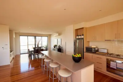 Image de Surf Mist Townhouse - backs onto the Racv Resort!