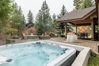 Image de Sleeps 12 • En-Suites • Hot Tub
