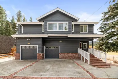 Image de Moonridge Golf Escape - Game Room, 2 Pool Tables, Walk to Slopes, Golf Course Views