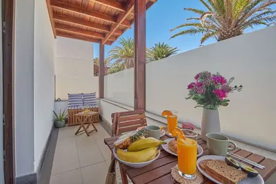 Image de Calero Surfin - Shared Pool, 10 Min to Harbour
