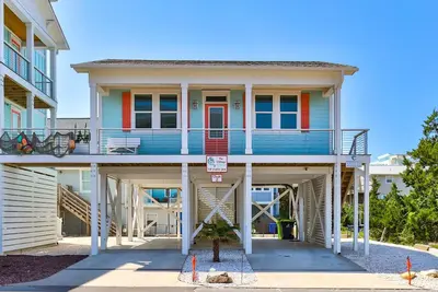 Image de 🐟The CODtage🐟 Brand New Home Steps2Beach & Downtown