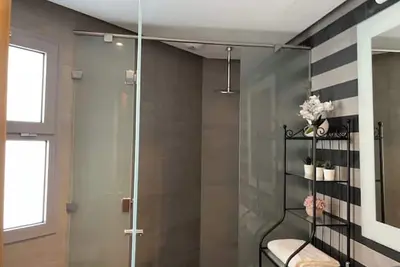 Image de Tout neuf, élégant et bien situé à Casa-Marina