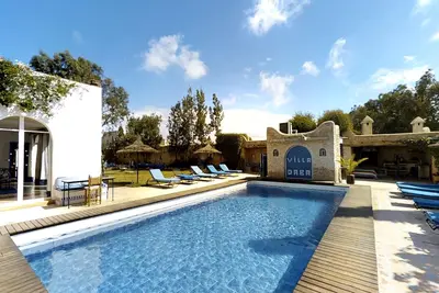 Image de Grande Villa avec piscine chauffée et privée
