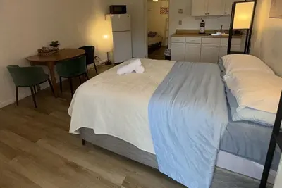Image de Cool Money Saver Apt Near Beach-2259