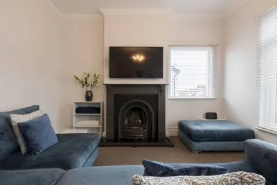 Image de Pass the Keys | Cosy Flat in Leigh | Sea View