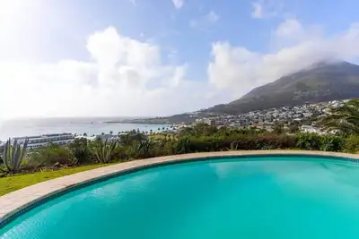 Image de Seaside Panache - Cosy home with pool