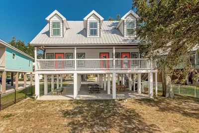 Image de Spacious 5-bedroom house in Charming Long Beach
