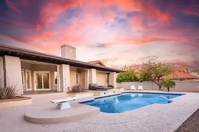 Image de Discount! Luxe Oasis w/Pool & Mini-Golf, Game Rm
