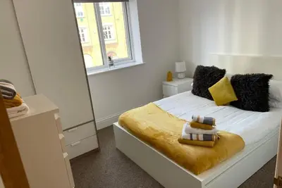 Image de Appartement-Supérieure-Salle de bain privée séparée-Vue sur Jardin-Family-Fri. . .
