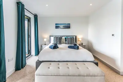Image de Maison-Moderne-Salle de bain privée séparée-Vue sur Mer de côté-Sea Shells