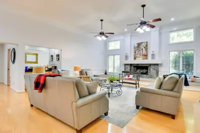 Image de 4 Mi to Uga: Pet-Friendly Home in Athens