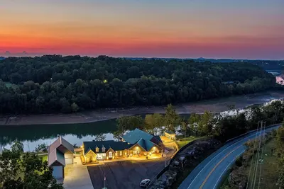 Image de Lake Cumberland Ky Lakefront Home