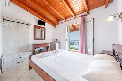 Image de Appartement Studio 'Alex Bar Apartment 11' avec vue sur la mer, Wi-Fi et climatisation