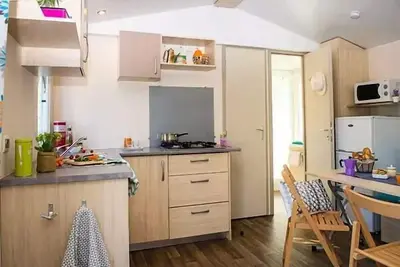 Image de Mobil-home | Classic | 2 Ch. | 4/6 pers. | Terrasse surélevée non couverte