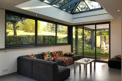 Image de Maison de vacances 'Havre De Paix Et De Verdure' avec terrasse privée, jardin privé et Wi-Fi