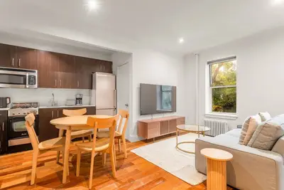 Image de East Village Escape with 3bd 2ba near Tompkins Square Park