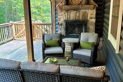 Image de Blue Bear Cottage -Mins to Cashiers, Indoor & Outdoor Fireplaces, & Trail Access