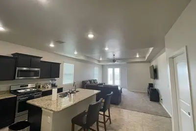 Image de Newly built spacious modern home Las Cruces, Nm
