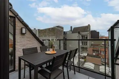 Image de Huswell - Stylish 3-Bdr Apt Near Oostende Beach!