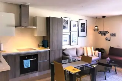 Image de Charmant appartement avec vue magnifique sur la 7e