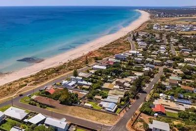 Image de Welcome to Your Ultimate Beachside Escape