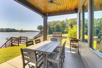 Image de Waterfront Home in Alex City, Near Auburn