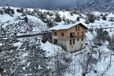 Image de Maison à la montagne avec vue imprenable sur la rivière du Guil