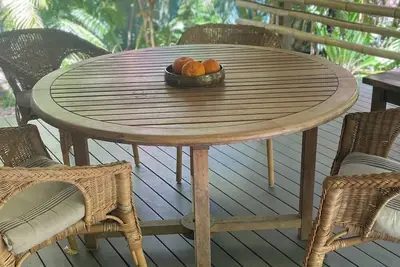 Image de Lush Beach Retreat just minutes walk from beautiful beaches