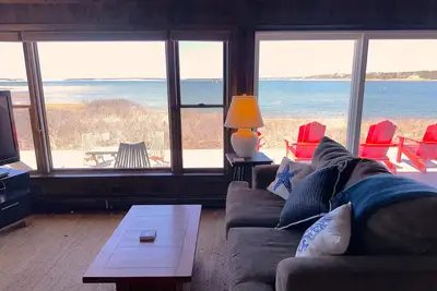 Image de New! High Tide Hideaway: Waterfront/Dog-Friendly