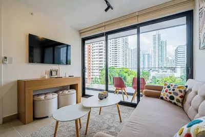 Image de w* | Beautiful 1br w\/ Perfect Balcony View