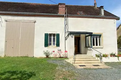 Image de Charmante fermette avec jardin clos et étang privé, idéale pour découvrir le Berry