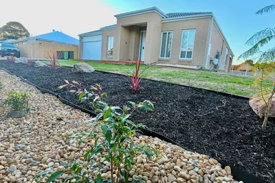 Image de Brand new 4-bedroom house inside of town Lakes Entrance