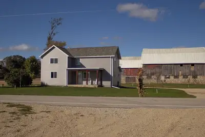 Image de Family friendly farmhouse near Cascade with Ac, WiFi. Enjoy a peaceful retreat!