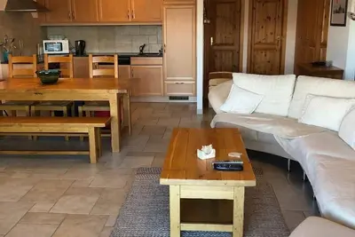 Image de 3 Bedroom Apartment Nendaz, Switzerland. 5 mins walk to tracouet gondala.