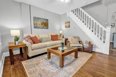 Image de Beaver Street Retreat: Charming 2-bedroom townhome