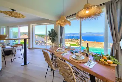 Image de Goldfish villa with heated pool, barbecue, sauna, underfloor heating, bike-friendly
