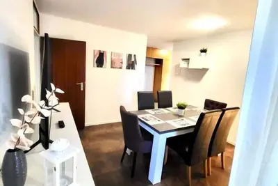 Image de nJoy! Comfort & Spacious - balcony - free WiFi