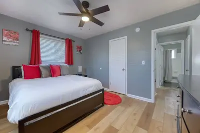 Image de Charming 2-bedroom apartment with Ac, WiFi in brilliant Columbus