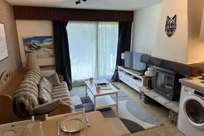 Image de Rez-de-chaussée, vue montagne, terrasse, télévision, casier à ski, 26m², Combloux